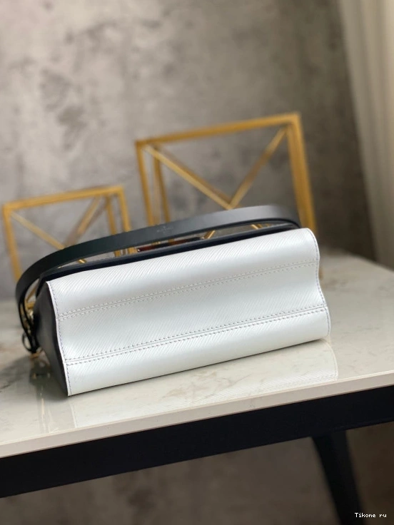 Affordable MM LOUIS VUITTON TWIST 0813
